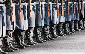 Interim head coach dominique ducharme, who has been sidelined since a positive covid test on june 18, is also. Niemiecka Armia Znow Z Poboru Brud Na Kamaszach Polityka Pl