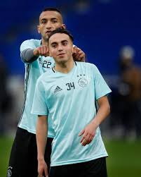 Pin Op Nederlands Boek