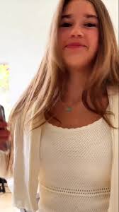 Karolina Protsenko Plays Beautiful Violin Melody