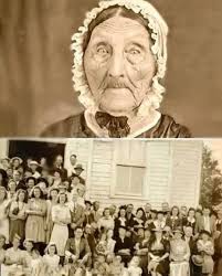 The woman who had the most children in history Valentina Vassilyeva, born  in 1707 and died in 1782, is recognized as the “woman who had the most  children in history” according to