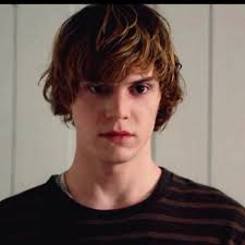 Robbie Ely's Instagram, Twitter & Facebook