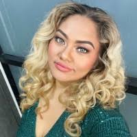 100+ perfiles de «Raquel Kelly»