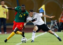 Cameroonian international patrick ekeng has died after collapsing on the pitch during a match with his romanian club dinamo bucharest. Cameroon And Dinamo Bucharest Midfielder Patrick Ekeng Dies After Collapsing During League Game Ibtimes India