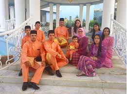 Მალაიზია pahang pekan 26600jalan tengku arif bendahara26600. Selain Tengku Fahd 5 Putera Diraja Ini Antara Terkacak Di Malaysia Murai My