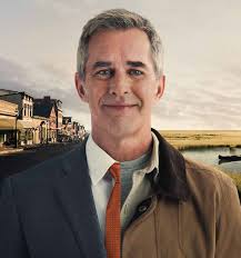 HELPING OTHERS CREATES A BRIGHT FUTURE FOR ALL