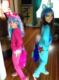 Diy my little pony costume. Diy My Little Pony Costumes I Love The Feather Boa For The Tail Wonder If You Could Do It For The Hair Too For My Little Pony Costume Costumes My Little