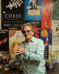 Happy birthday to the one, the only, thee Dewey Bunnell! We love you and we  hope you have a great day celebrating. Everyone wish Dew a happy one in the  comments!