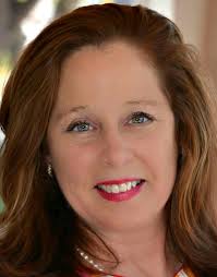 Denise Oyler's Instagram, Twitter & Facebook