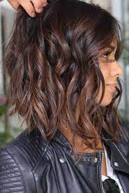 Coupe femme mi long quelles sont les tendances 2019 2020. Le Carre Avec Waves Coupe De Cheveux Coupes Cheveux Mi Longs Degrades Cheveux Mi Long