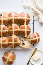 Hot Cross Buns Recipe With Step By Step Photos Eat Little Bird Recipe Hot Cross Buns Recipe Hot Cross Buns Hot Cross Buns Easy