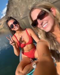 Sister friend, SUP, & Sunshine ☀️ 📍Columbia River