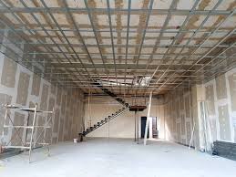 Knauf d112 suspended ceiling system with metal grid consists of lower/furring and upper/main cd channels. Pro Gips Shpk Work In Progress Tavane Knauf D112 Mure Knauf W112 Interiordesign Architecture Knaufalbania Knauf Progips Facebook