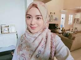 Karena salah paham, sekumpulan pria ini berkelahi di tengah pasar grosir kuala lumpur, malaysia. Viral Malaysia Terkini Home Facebook