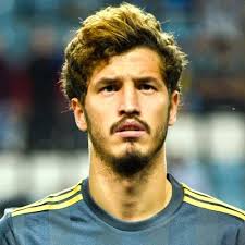 Bu nedenle salih uçan ile m.city teklif yapacak. Salih Ucan Home Facebook