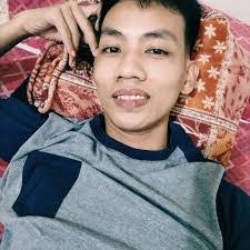 Cesar Canlas's Instagram, Twitter & Facebook