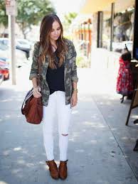 10 Ways To Wear White Jeans After Labor Day Merrick S Art How To Wear White Jeans White Skinnies White Jeans