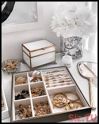 Ahh Look Ce Que Mama Filmed J 39 Ai Finalement Fait Une Collection De Bijoux Et Je Suis Tellement Excite Yatak Odasi Duzenleme Yurt Odasi Depolama Fikirleri