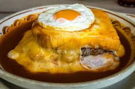 As influências mediterrâneas presentes da cozinha portuguesa, os principais ingredientes usados e os pratos tradicionais da comida da terrinha. About Francesinha A Sandwich That Will Welcome You To Porto