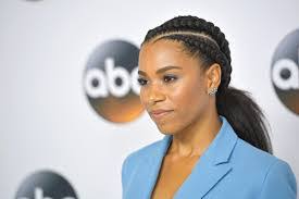 Kelly Mccreary's Instagram, Twitter & Facebook