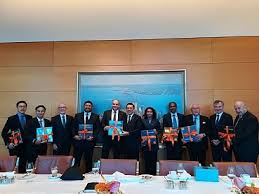 He is the current mp of bentong, pahang. Working Visit By Yb Dato Sri Liow Tiong Lai Minister Of Transport Malaysia To Hamburg 4 December 2017 Events News Portal
