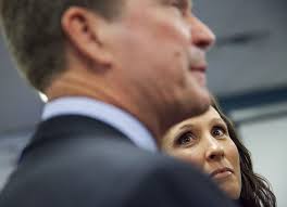 Schuette picks Lisa Lyons as running mate