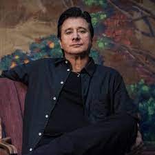 Steve perry is the only child of raymond f. I Believed Love Could Cure Cancer How Grief Sent Steve Perry On A New Journey Pop And Rock The Guardian
