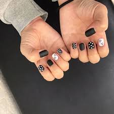 Algunas de las ideas para diseños de arte de uñas negras con clase se enumeran a continuación; Mach ë„¤ì¼ Akiwarinda Nail Art Akiwarinda Art Mach Nail ë„¤ì¼ Beautiful Nails Nail Art Korean Nails