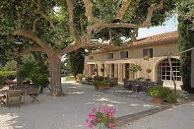 Luxury Vacation Villa Clos Paradou Provence Emotional Escapes En 2020 Bastide Amenagement Exterieur Saint Remy De Provence