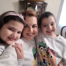 ❤️💜 I'm beyond happy to be with my babies. A month is too long.