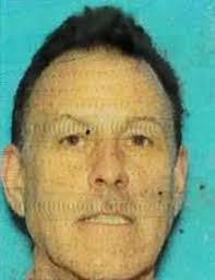 Dee Loveland's Instagram, Twitter & Facebook