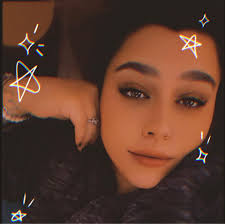 Who does braids in Lebanon?