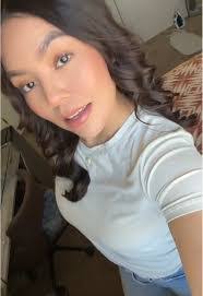 Caitlyn Wilcox's Instagram, Twitter & Facebook