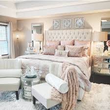 Decouvrez Des Idees Deco Des Inspirations Pour Votre Salon Salle De Bains Cuisine Ou Meme Chamb En 2020 Decoration Interieure Rideaux A Nouettes Inspiration Chambre