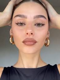 Jackie Fee (jackiefee)