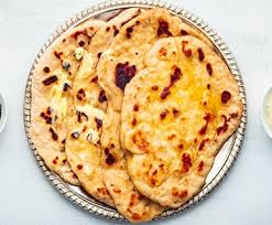 La Recette Du Cheese Naan De Stephanie Le Quellec Ad Magazine En 2020 Naan Alimentation Recette