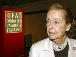 Giulia Maria Crespi: Quando metteva sull'attenti politici, banchieri e  industriali