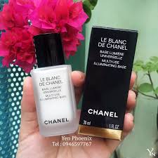 Chanel Le Blanc De Chanel Multi Use Illuminating Base Chanel Le Blanc De Chanel Base Lumiere Universelle