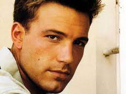 Ben affleck and girlfriend ana de armas looked very much in love as they walked their adorable pups in the la neighborhood of venice. Die 82 Besten Ideen Zu Ben Affleck Ben Affleck Z Cam Gq Manner