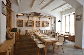 Din fericire, acum nu mai este nevoie să zbori la beirut pentru a gusta din savoarea preparatelor orientale. Top 10 Cele Mai Scumpe Restaurante Din Bucuresti Banii Nostri