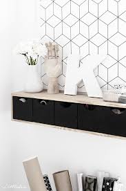 Littlefew Blog New Geometric Wallpaper Workspace Home Details Chalkpaint P Habitaciones Con Papel Pintado Papel Pintado Geometrico Papel Pintado Cocina