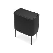 Poubelle De Cuisine 34 L Manuelle Brabantia Acier Inox Noir Poubelle Cuisine Design Poubelle Cuisine Poubelle