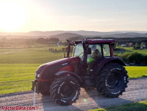 Valtra HiTech T191 Tractor