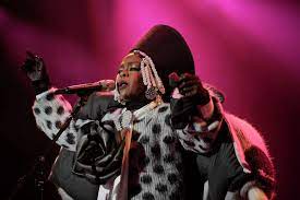 Ms. Lauryn Hill, Fugees resume reunion tour with a Bay Area stop for one night only | Datebook