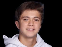 Henry Kunzweiler's Instagram, Twitter & Facebook