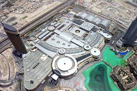 It has a total retail floor area of 502,000 square metres (5,400,000 sq ft). Dubai Mall Turner Construction Company