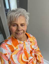 Obituary of Ruth Holly Brooks