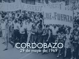 El cordobazo plantó una estaca mortal en el corazón del régimen y, al tiempo que mostró la fuerza de los trabajadores en pie de lucha, dejó expuestos sus límites para acceder al poder político. Cordobazo 29 05 1969