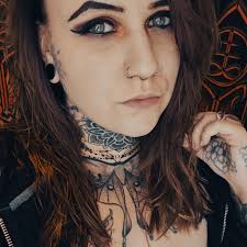 i'll often hit myself in the glasses w my hook before i realize i've gotten  it up so high 🥴 . . : . #crochet #funny #reels