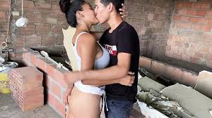 Patronumun lezzetli göt deliğine inşaatta lodoslama girdim Porno 7DAK  farkıyla izle