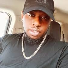 It's more people in here offering a ride then requesting…. lol